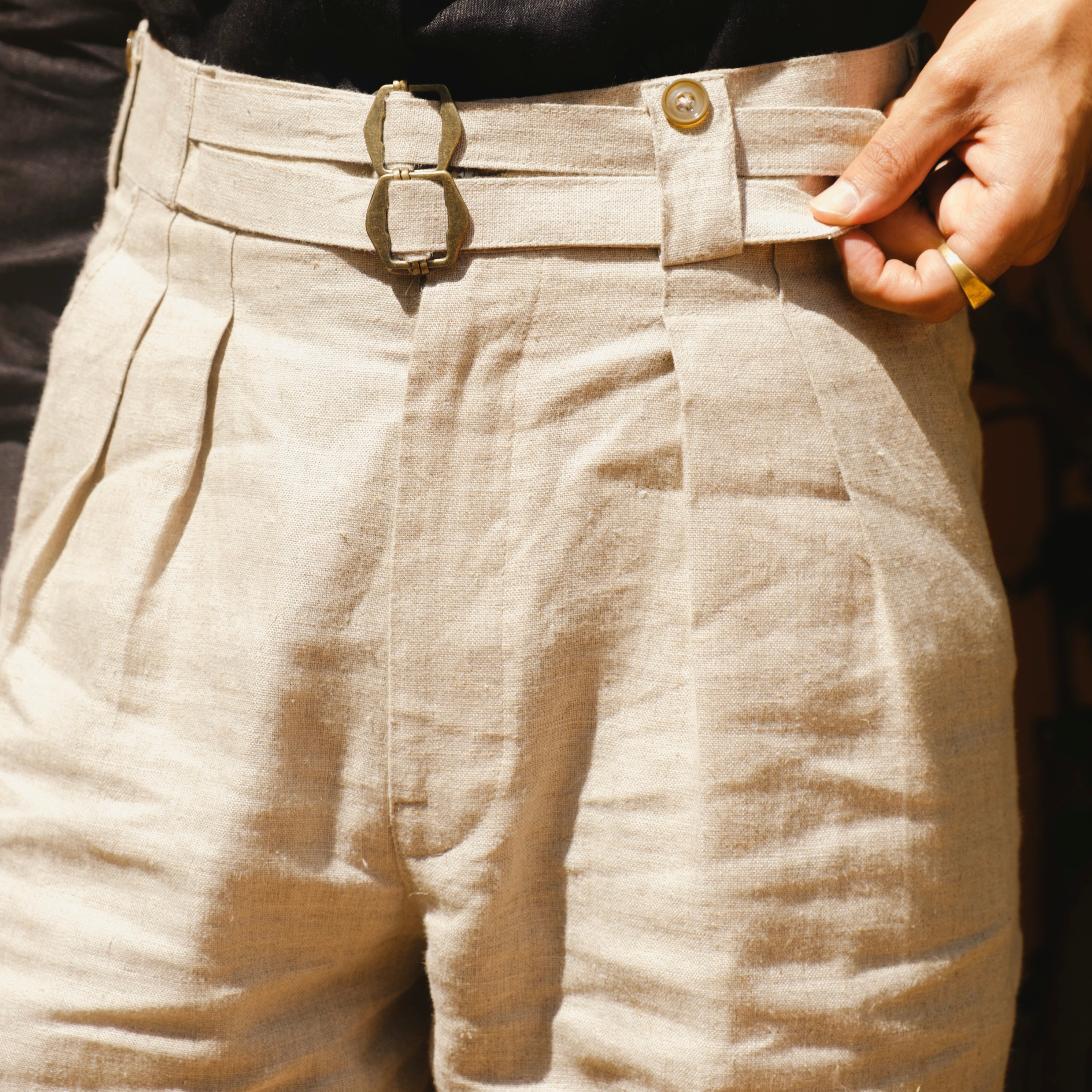 SARTORIA ITALIAN GURKHA SHORTS