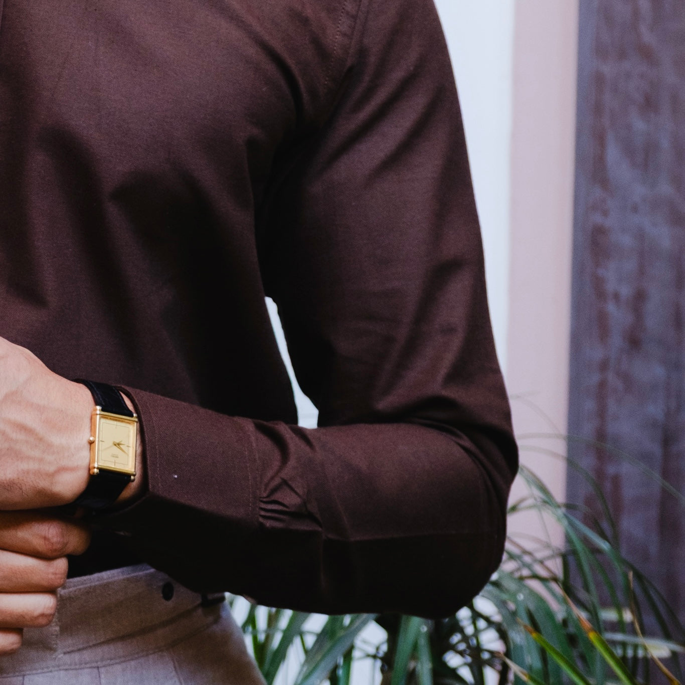 VALENTI COCOA BROWN OXFORD BUTTON-DOWN SHIRT