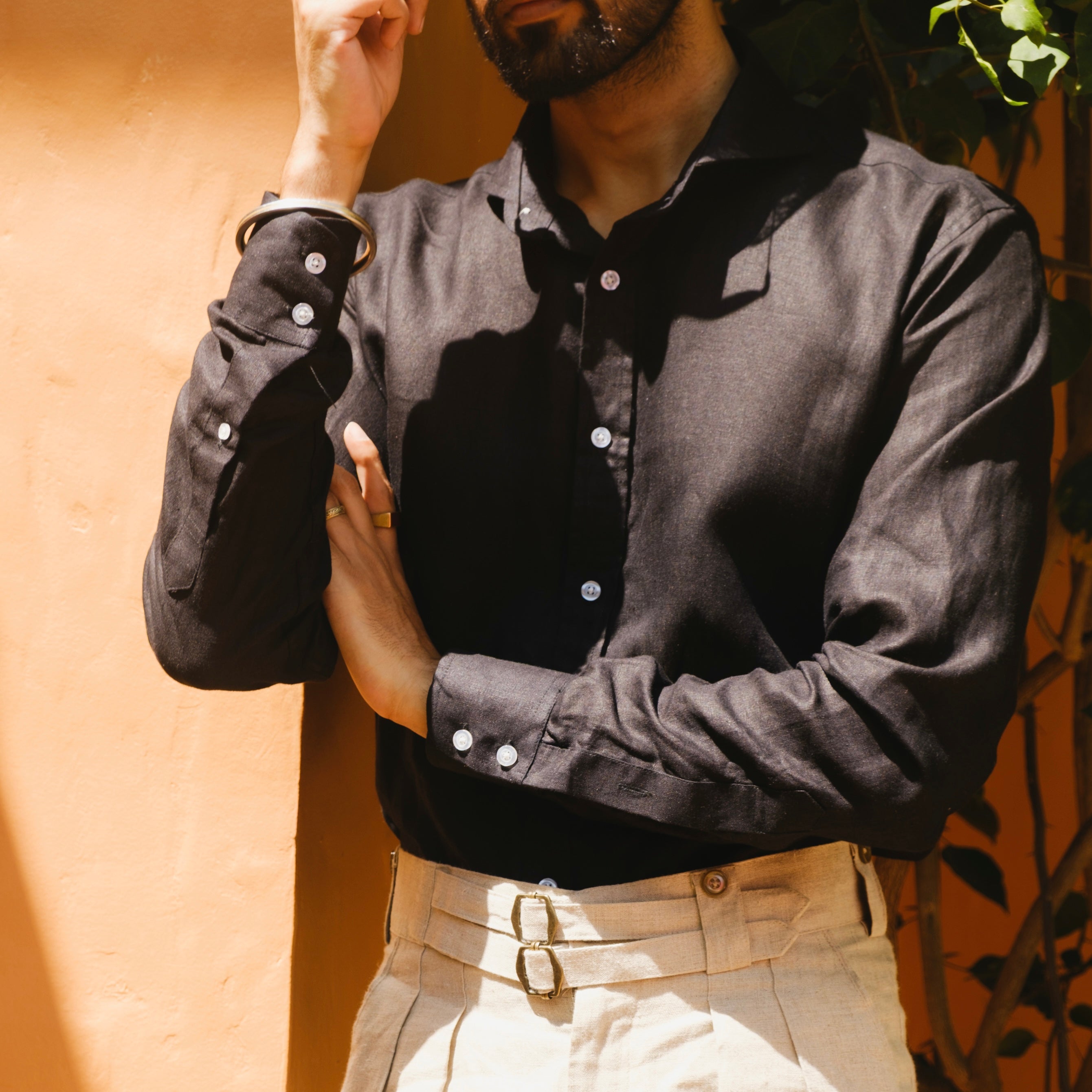 MASSIMO BLACK LINEN CUTAWAY COLLAR SHIRT