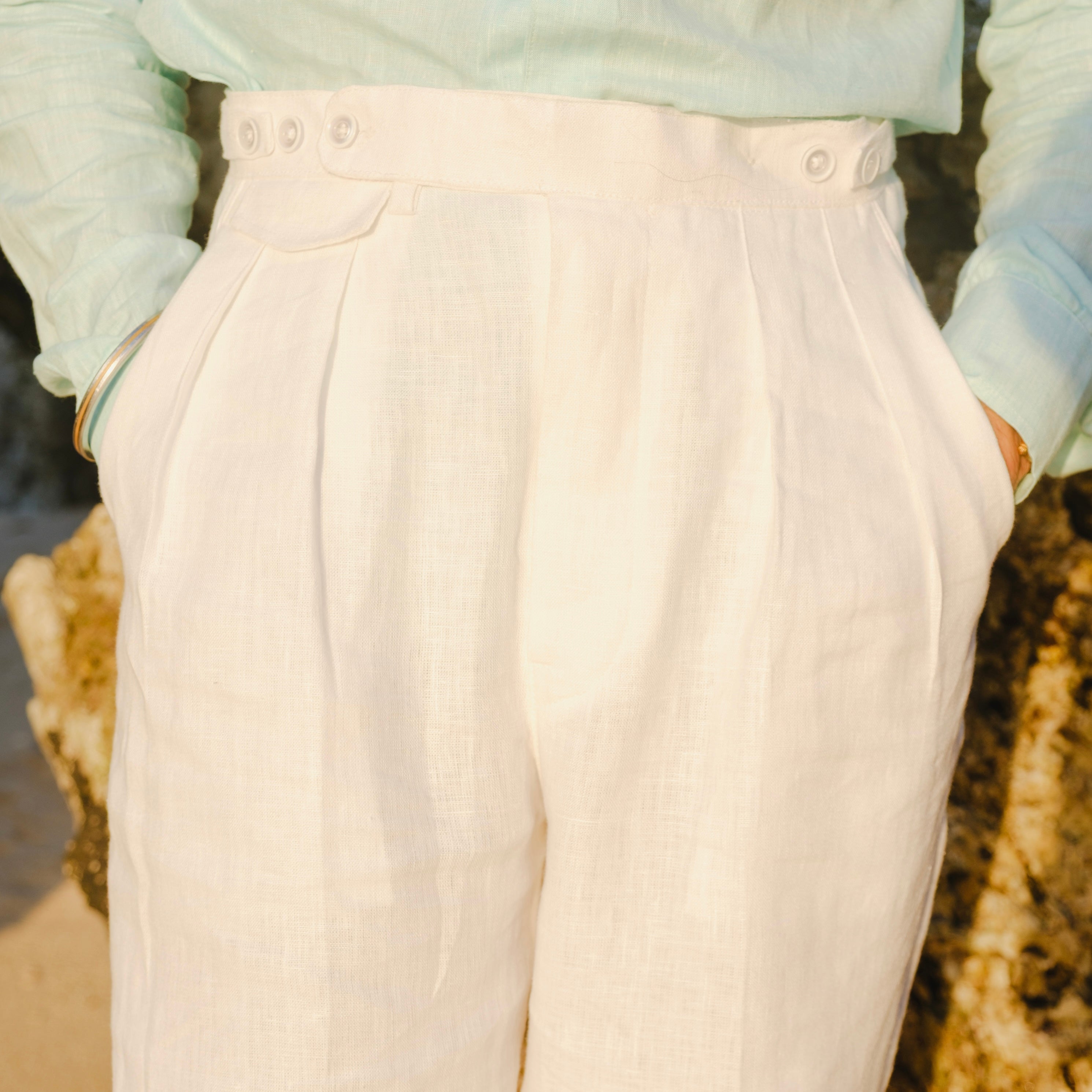 VITTORIO WHITE LINEN GURKHA TROUSERS