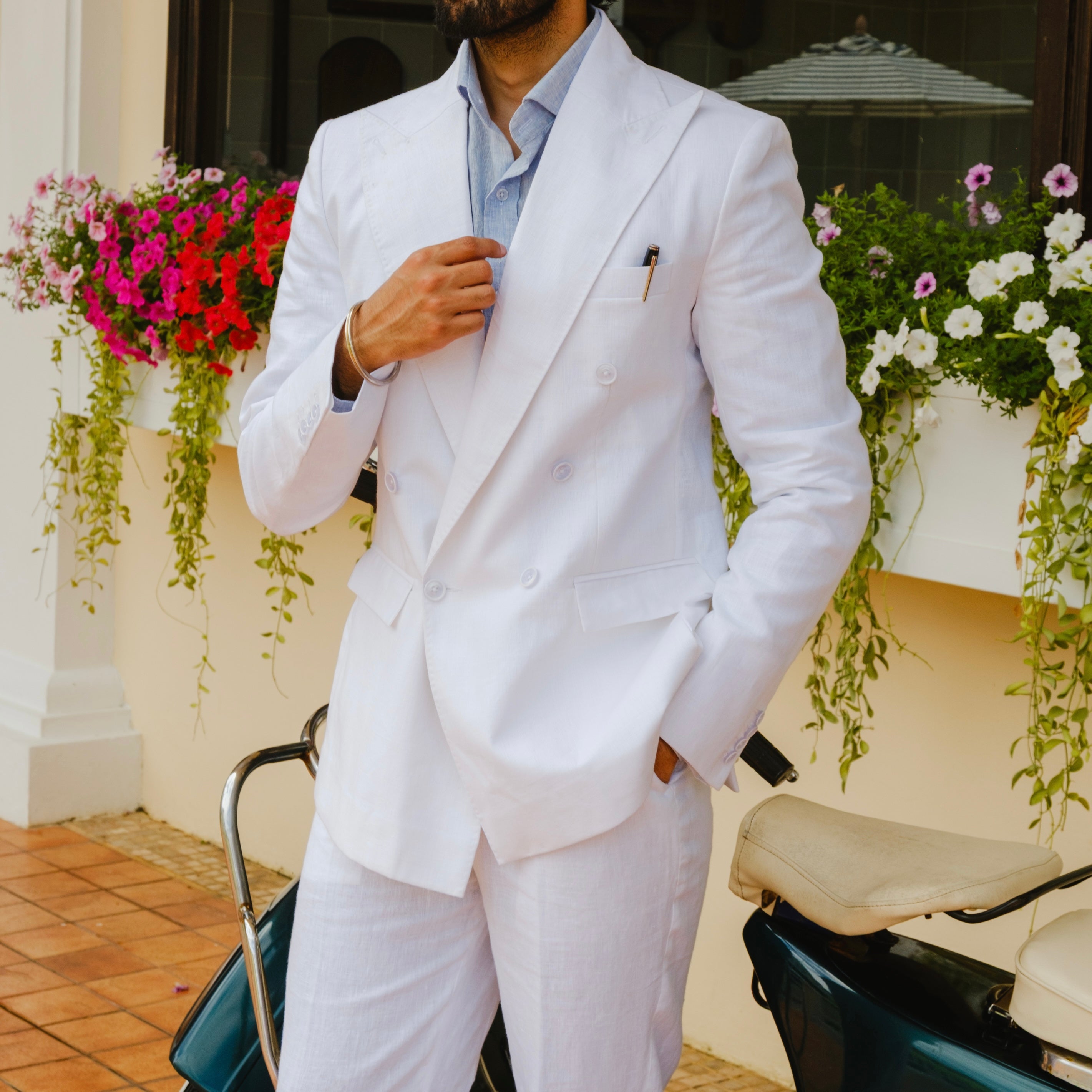 RIVIERA WHITE LINEN DOUBLE BREASTED SUIT