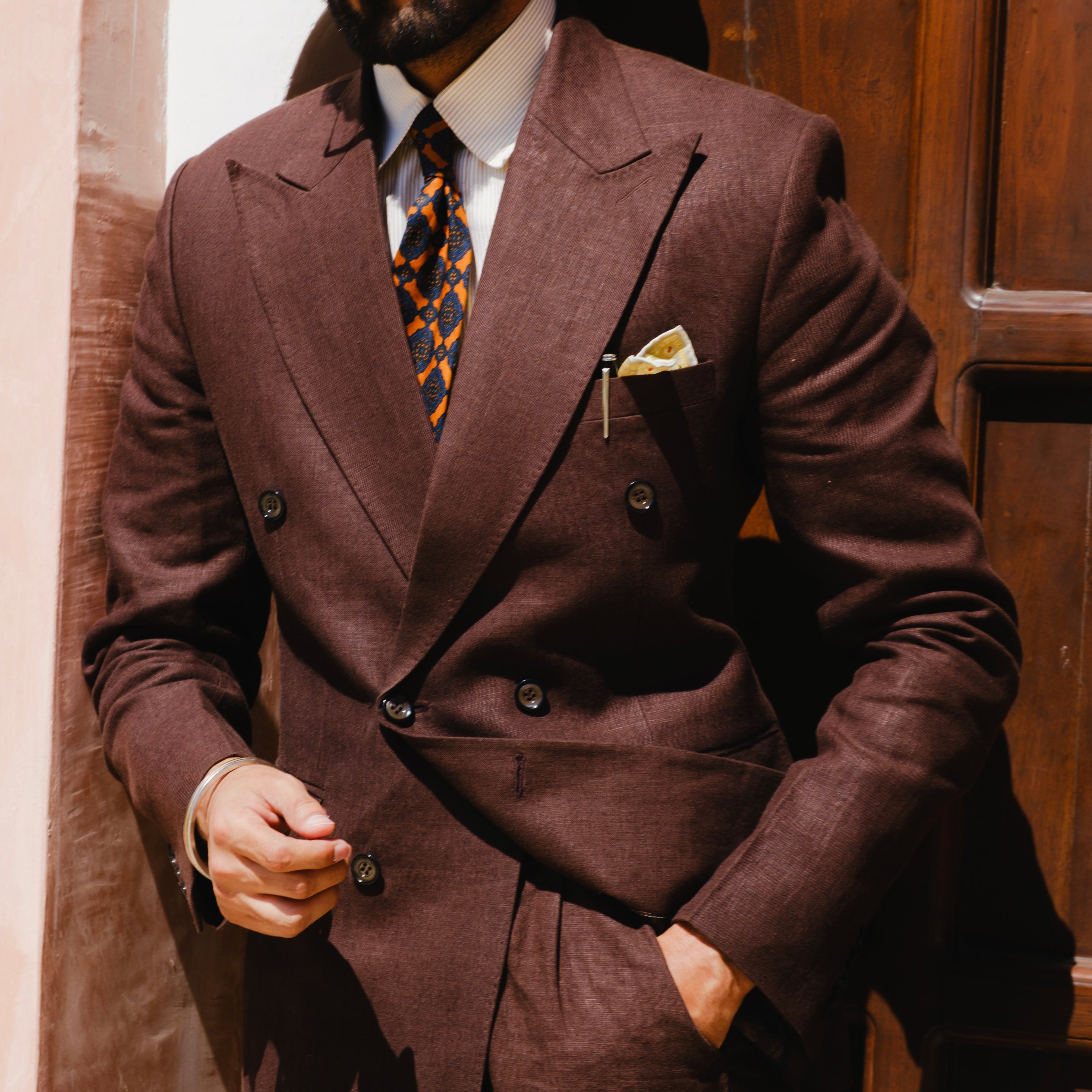 金山大成さん着用　 ILEAN DOUBLE BREASTEDCOAT ESPRESSO BROWN LINEN DOUBLE BREASTED SUIT